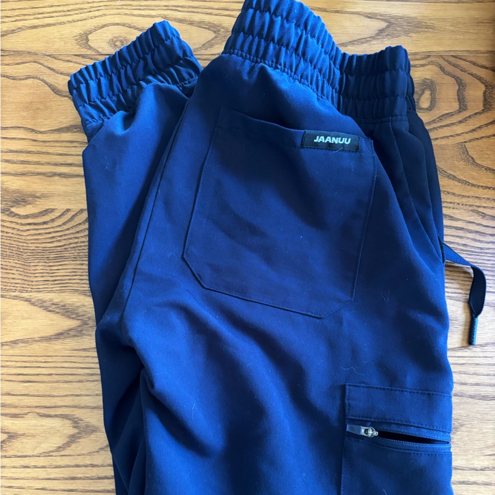 XXSP jaanuu navy scrub joggers